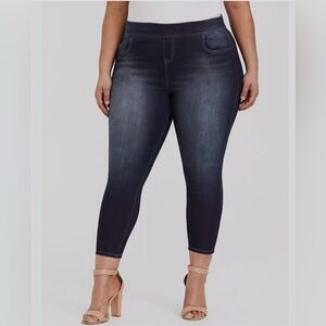 Torrid Lean Crp Blue Jeans  with Soft Denim and Tapered Fit Size 3X